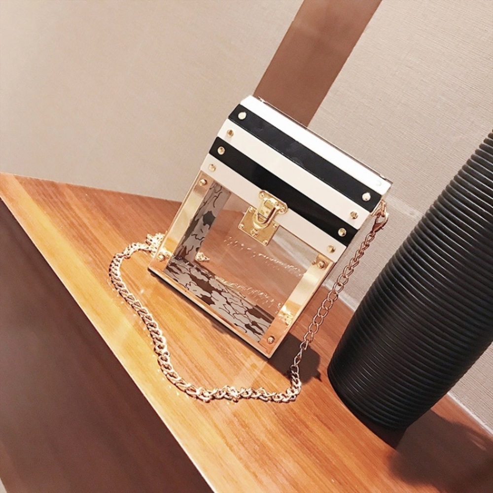 Fashion clutch